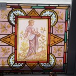 ステンドグラス (エナメル彩色の女性画付き)